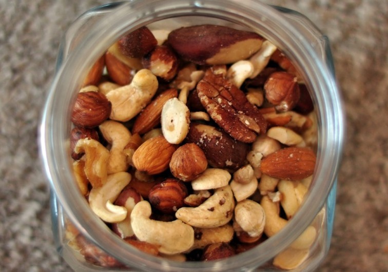 mixed-nuts